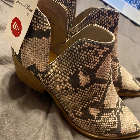 Booties - Picture 1 of 3